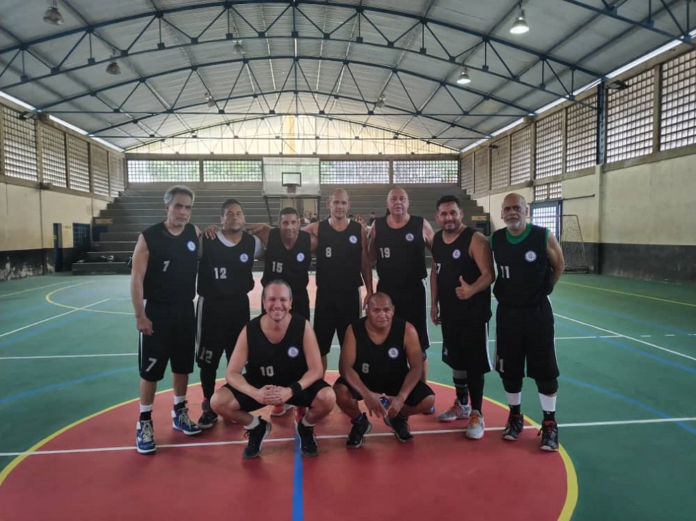 Las actividades deportivas continuaron en el marco de la recuperación del Gimnasio Cubierto Efrén García