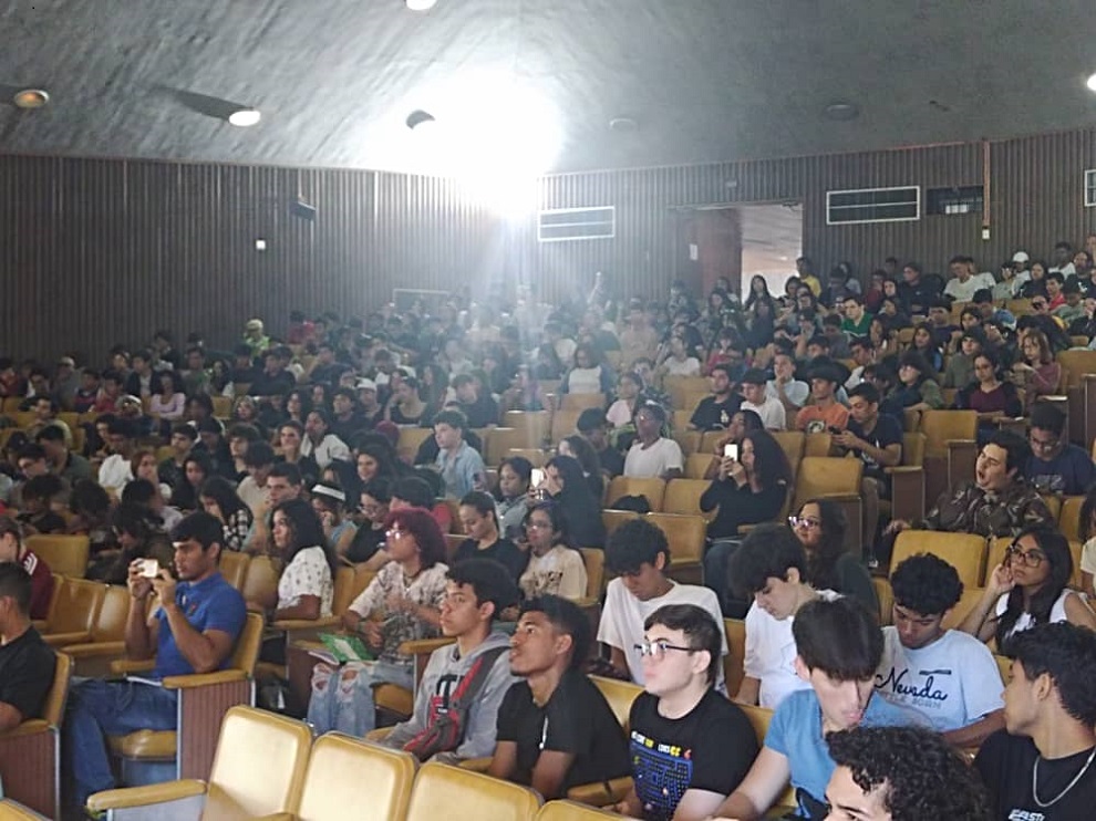 La Facultad de Ciencias organizó una actividad de inducción académica para los nuevos ingresos del semestre 2-2025