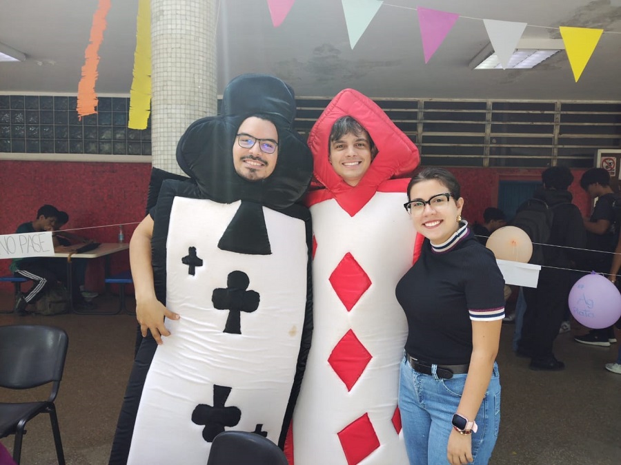 Grupos de Extensión de la Facultad de Ciencias organizan feria de juegos por el inicio de las actividades académicas