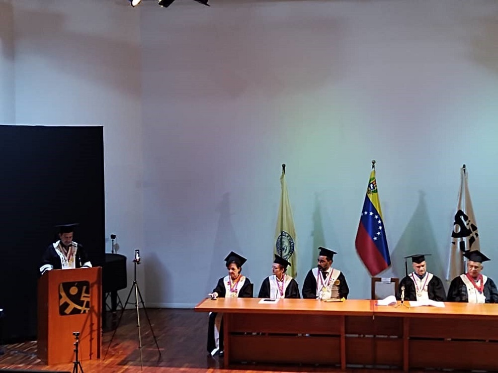 Discurso del Decano Dr. Ernesto Fuenmayor Di Prisco, en ocasión de la Segunda Imposición de Medallas de Pregrado del año 2025