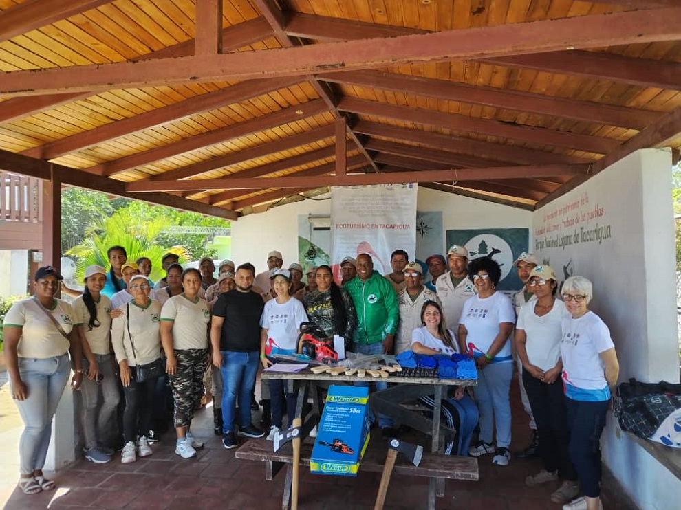 El IZET da continuidad al Proyecto Tacarigua con una serie de talleres y entrega de materiales para fortalecer actividades de comunidades