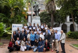 ACFIMAN: oda a la constancia y creatividad de 16 jóvenes olímpicos de matemáticas y química